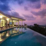 Phukao Serenity Villa