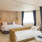 The Sis Kata Resort - Adult Only