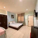 Pachumas Hotel