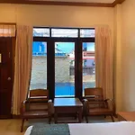 Baan Sudarat Hotel