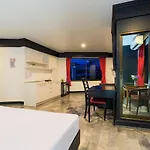 Patong Holiday Dream Hotel