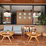 Dfeel House