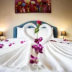 Rico\'S Patong Hotel