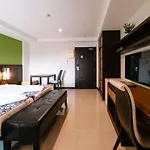 Ratana Hotel Sakdidet, Phuket Town