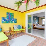 Lemon House