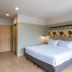 The Blanket Hotel Phuket Old Town