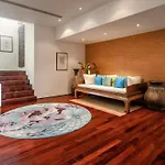 Villa Lomchoy