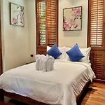 Seaview 5Br Pool Villa Apsara, Free Breakfast And Full Service, 5 Min Walk To Kata Beach