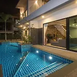 Twin Villas Seaview Kata