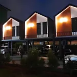 N&N House Laem Hin