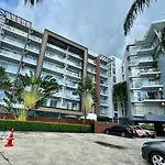 Sea View Studio At Chic Condo, Karon Beach