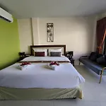 Seven Seas Hotel