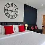 May House Karon Beach