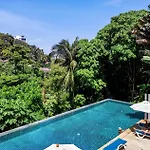 Veloche 2 Bedroom Apartment With Seaview