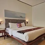 Baan Panwa Resort