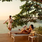 Lada Cliff Villa Malaiwana