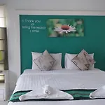 Phuket Racha Kata Homestay