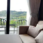 Kamala Beach D68 Exclusive Junior Suite