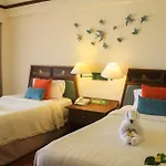 Seaview Patong Hotel - Sha Plus