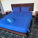 Little Mermaid Guesthouse & Restaurant
