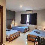 Dfeel House