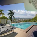 Villa Beyond 9 Bedroom Fully Staffed Seaview Villa