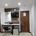 Patong Max Value Hotel