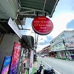 Jj Karon Beach Hotel