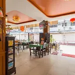 Oyo 126 Patong Station House