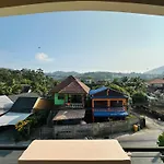 Gloria\'S Home
