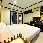 Lucky Residence