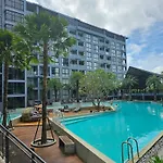 1Bdr Rooftop Bar The Biggest Gym Spa Centre