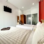 Mini Thai Guesthouse