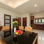 Villa Savu| 3 Bedroom Private Pool Villa In Popular Location Near Naiharn Beach