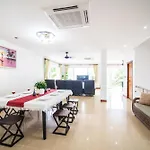 Patong Villa3 四卧海景泳池别墅 近班赞海鲜市场 中英泰三语服务
