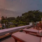 Suite Beni | Direct Ocean View Luxury Apartment In 5 Star Facility | Beachfront Property