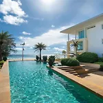 Karon Beachfront - 2 Bedroom Apartment At Paradox Residence