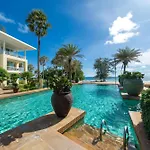 Karon Beachfront - 2 Bedroom Apartment At Paradox Residence