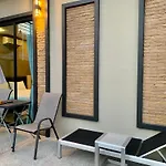 Baan Fran Sim Da