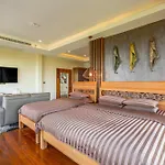 Ocean Pearl Seaview Residence