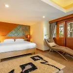 Ocean Pearl Seaview Residence