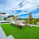 Choengtale Modern Villa