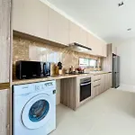 Choengtale Modern Villa