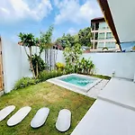 Baan Saint-Tropez Seaview Villas Kata Beach