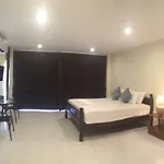 Glitter House