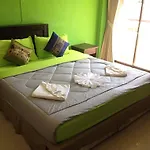Thana Patong Guesthouse