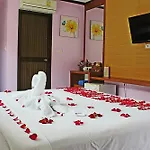 Baan Ketkeaw Guest House 2
