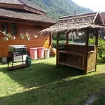 Golden Teak Resort Baan Sapparot