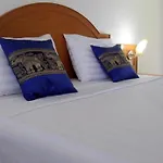 Neeraja Guesthouse