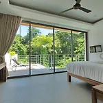 Ya Nui Beach Villas
